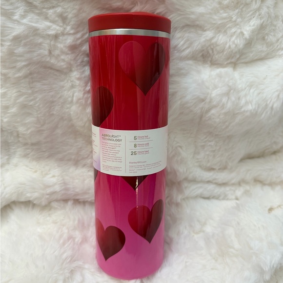 Stanley Rouge Heart Gradient Flip Top Mug - Picture 3 of 8